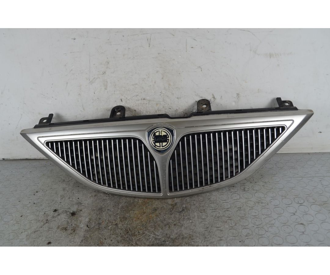 Griglia anteriore Lancia Y Dal 1996 al 2000 Cod 46522600  1741874033044