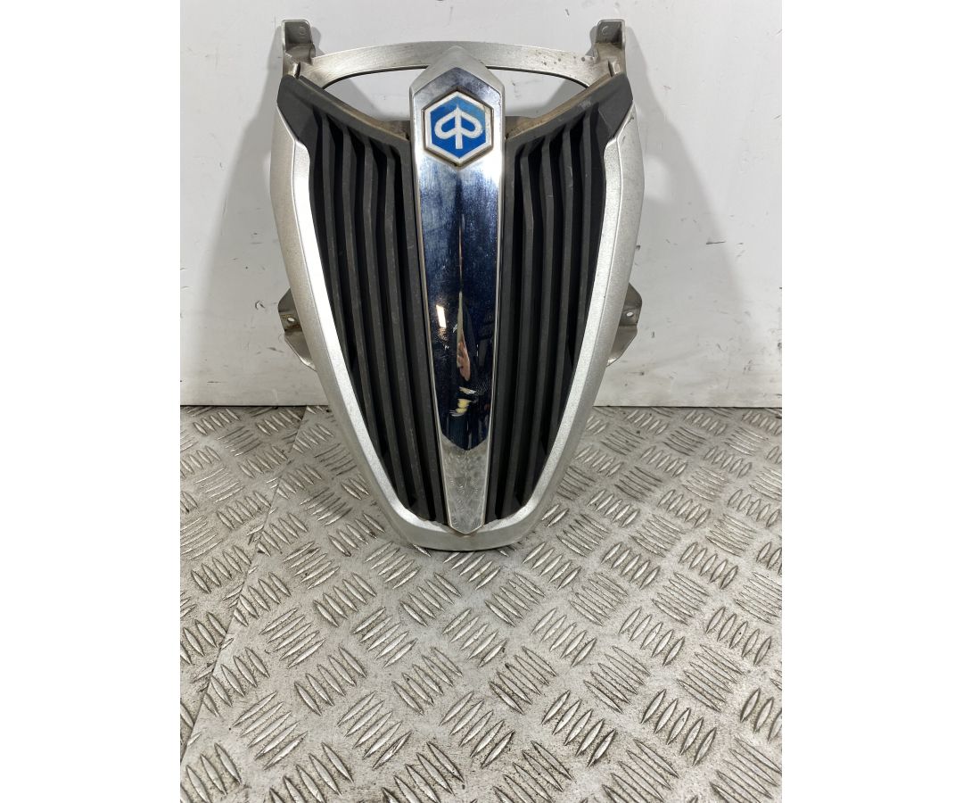 Carena Griglia Scudetto Anteriore Piaggio Carnaby Cruiser 300 Dal 2009 Al 2012  1741878068561