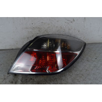 Fanale Stop Posteriore DX Opel Astra H 3p Dal 2004 al 2011 Cod 93190305  1741942812533