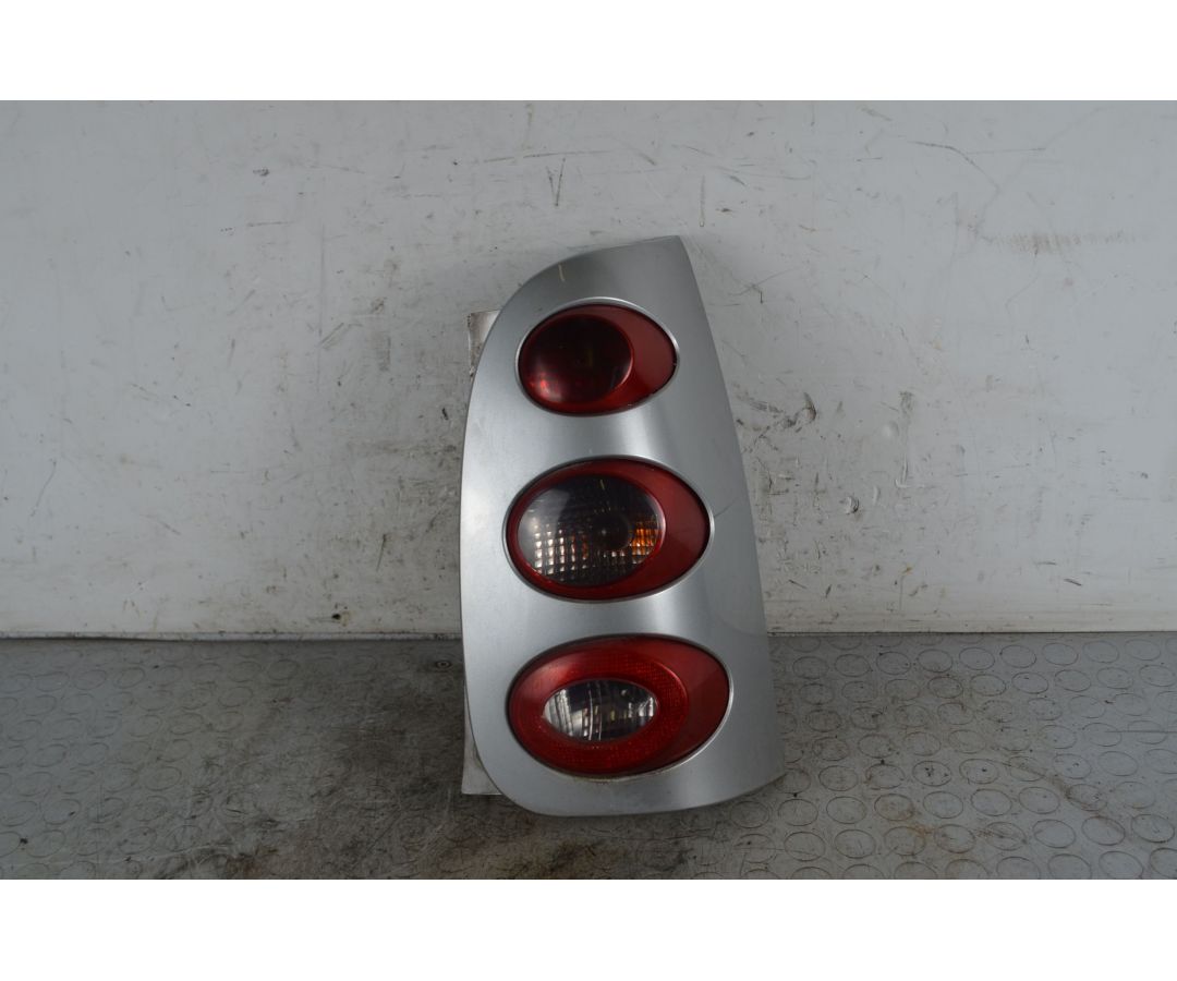 Fanale Stop Posteriore DX Smart ForTwo W450 Dal 1998 al 2007 Cod Q0001729V008000000  1742283283570