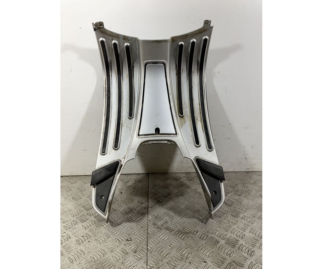 Carena Pedana Poggiapiedi Piaggio Vespa LX 125 / 150 Dal 2012 al 2013  1742293005919