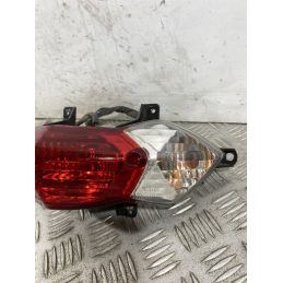 Fanale Stop Posteriore Peugeot Tweet 125 / 150 Dal 2017 al 2020  1742380705340
