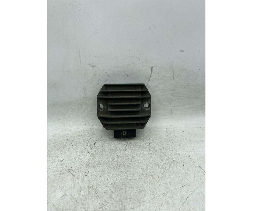 Regolatore Di Tensione Piaggio Vespa LX 125 / 150 Dal 2012 al 2013 COD SH640D-12  1742478273768