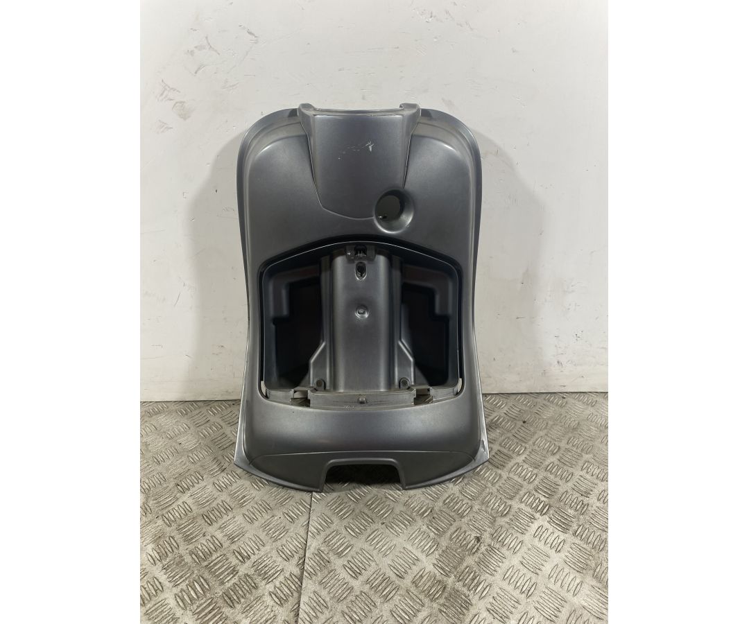 Carena Retroscudo Piaggio Vespa LX 125 / 150 Dal 2012 al 2013  1742484692768