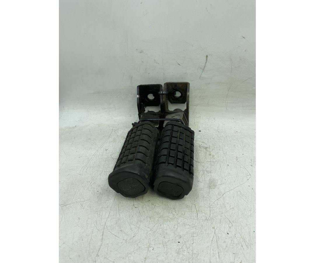 Coppia Pedane Pedaline Passeggero Aprilia Scarabeo 100 2T dal 1999 al 2002  1742826346137