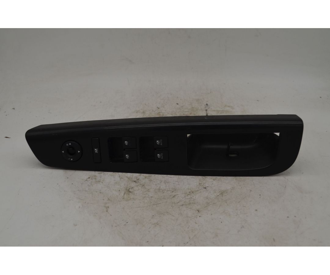 Pulsantiera Alzacristalli Anteriore DX Kia Ceed Dal 2006 al 2012 Cod 82351-1H010  1742889629178