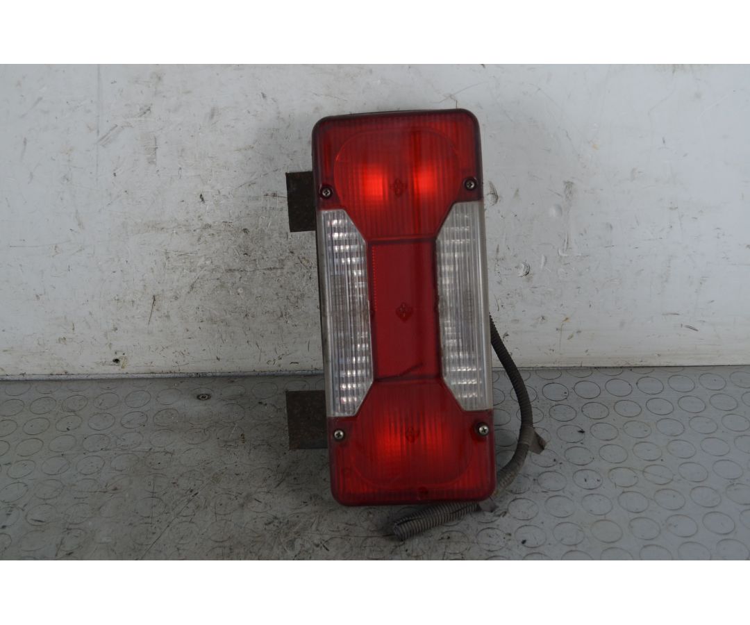 Fanale Stop Posteriore DX Iveco Daily Dal 2006 al 2014 Cod 42555131  1742975526190