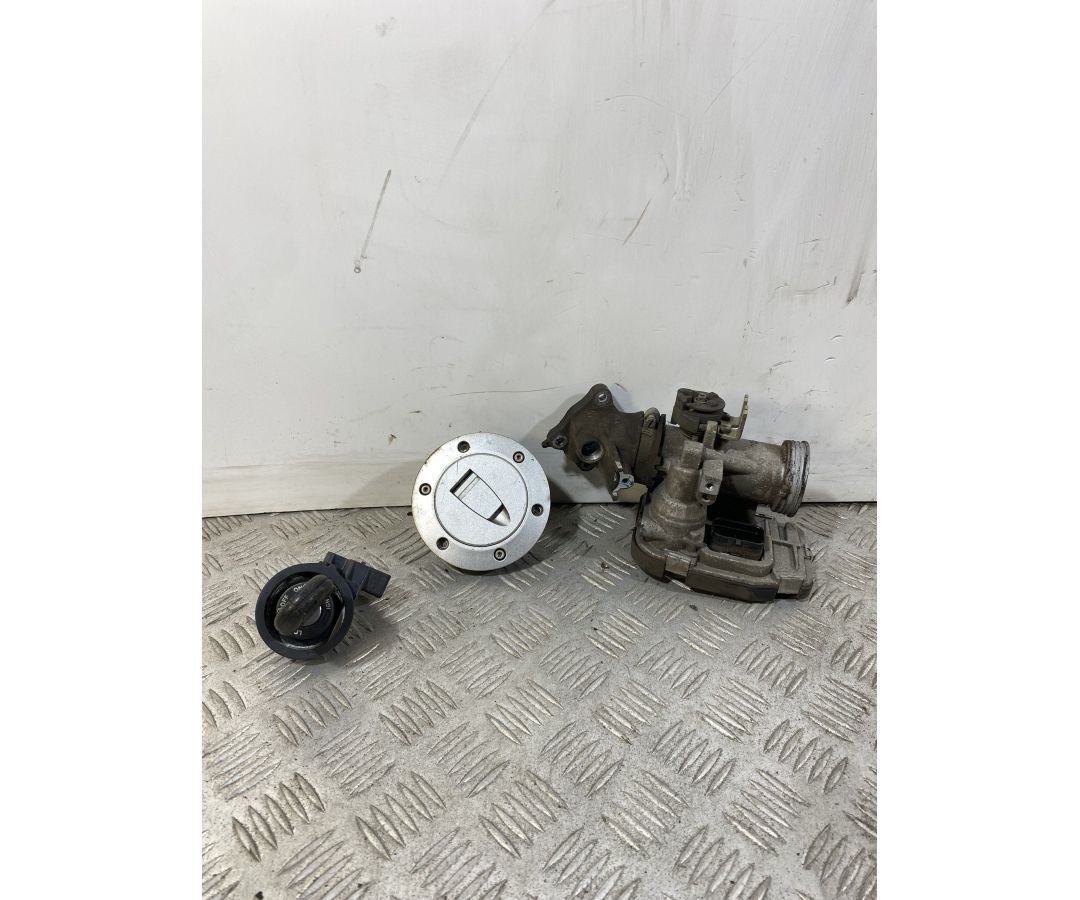 Kit Chiave Piaggio Beverly 300 Dal 2011 al 2018 COD CM084802  1742989169000