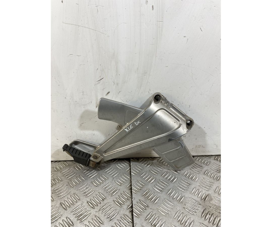 Pedana Poggiapiedi Posteriore Destro DX Kawasaki KLE 500 Dal 1991 al 2006  1743176958810