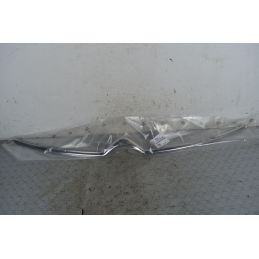 Modanatura griglia anteriore Citroen C4 Picasso Dal 2013 al 2022 Cod 98152018080  1743491527142