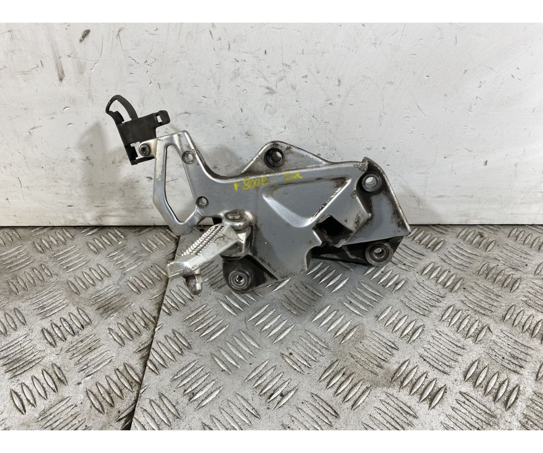Pedana Poggiapiedi Destra Dx BMW F800 R Dal 2009 Al 2011  1743499070459