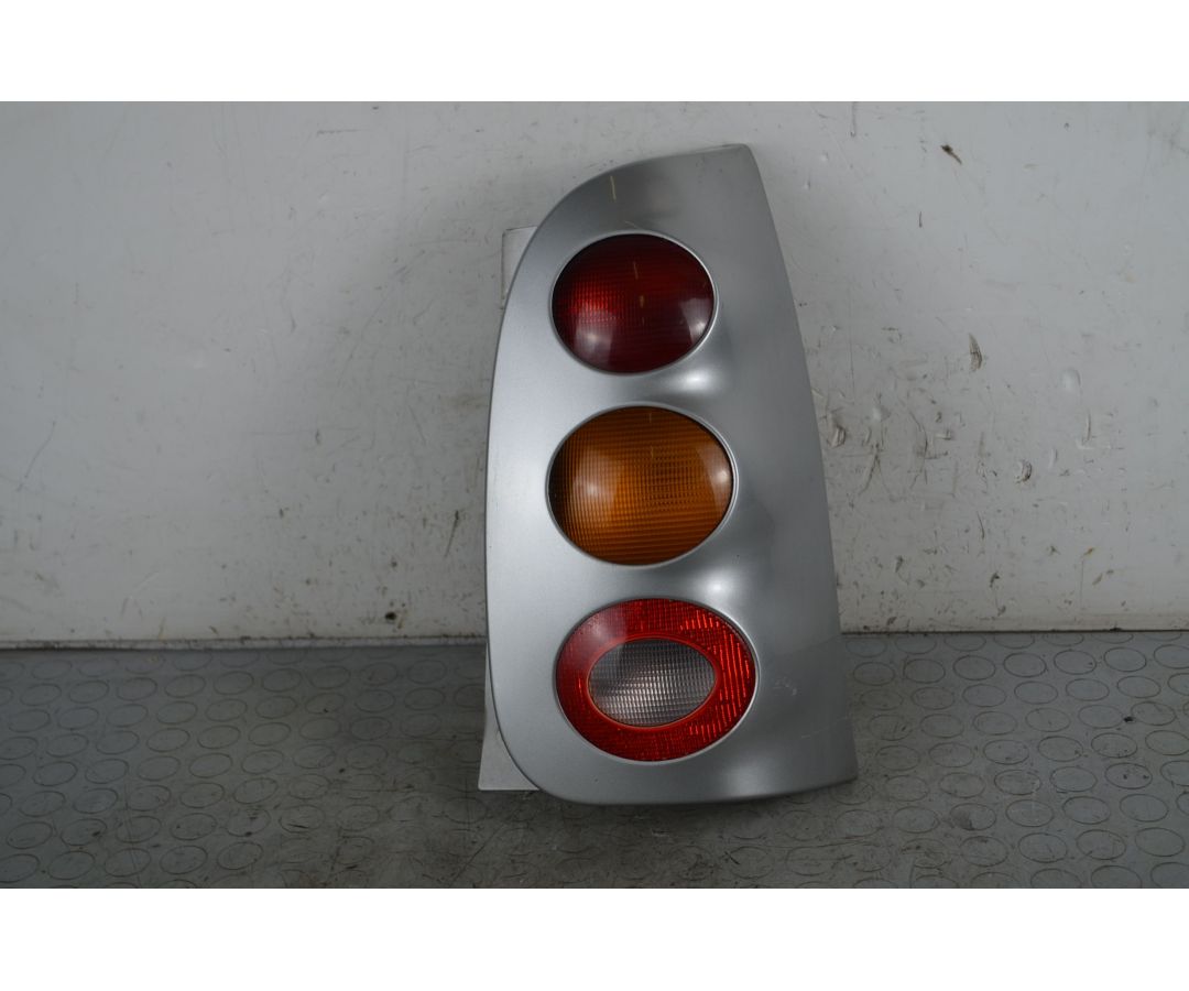 Fanale Stop Posteriore DX Smart ForTwo W450 Dal 1998 al 2007 Cod Q0013203V001000000  1743768567291