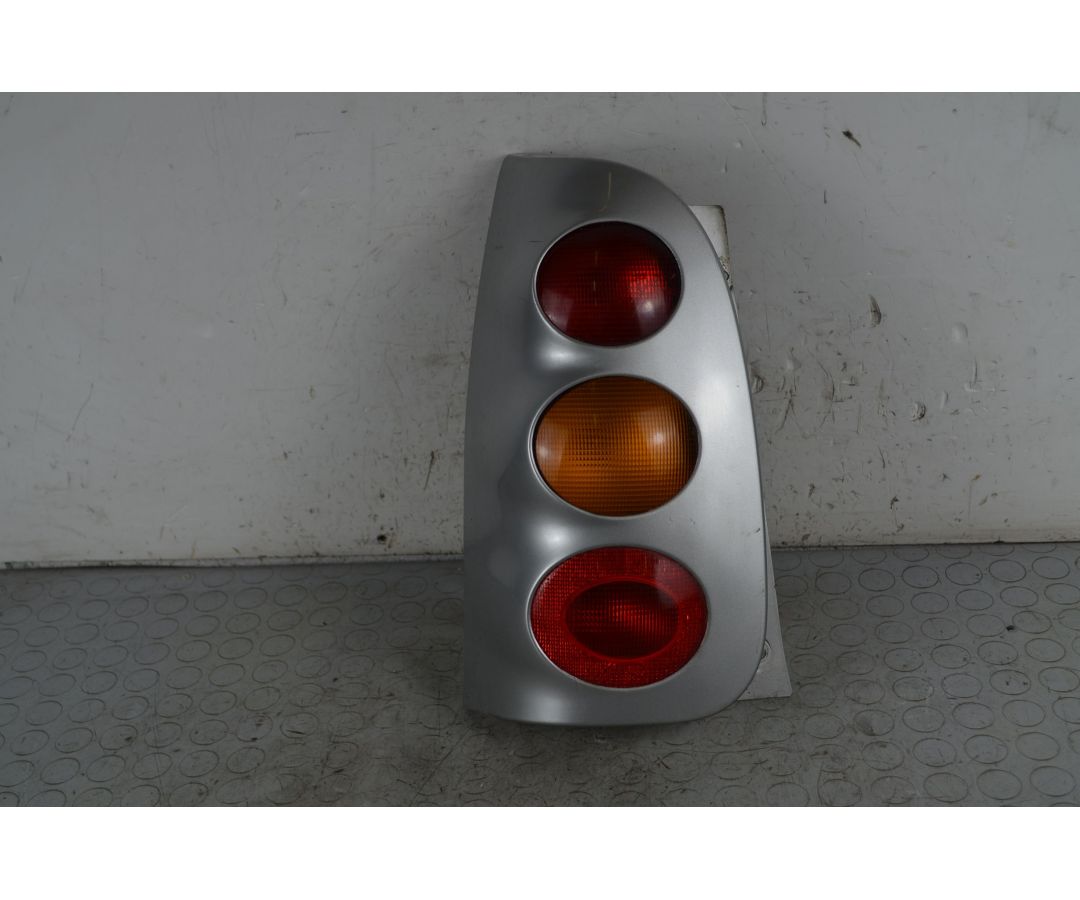 Fanale Stop Posteriore SX Smart ForTwo W450 Dal 1998 al 2007 Cod Q0013202V001000000  1743768928078