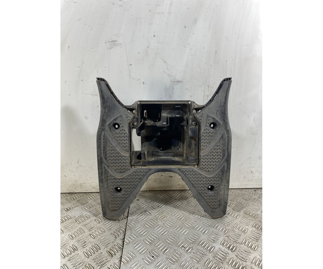 Carena Pedana Poggiapiedi Suzuki Sixteen 125 / 150 Dal 2007 al 2014  1744117208261