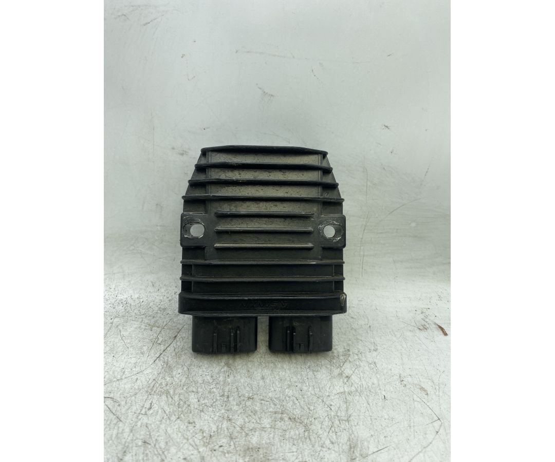 Regolatore Di Tensione Benelli TRK 502 Dal 2017 al 2019 COD 0500077025000  1744298122080