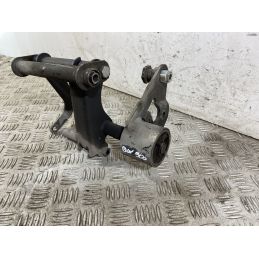 Staffa Supporto Motore Piaggio Beverly 300 dal 2011 al 2018  1745487590215