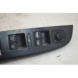 Pulsantiera alzacristalli anteriore SX Volkswagen Golf V Dal 2003 al 2008 Cod 1K4868049C  1746458255836