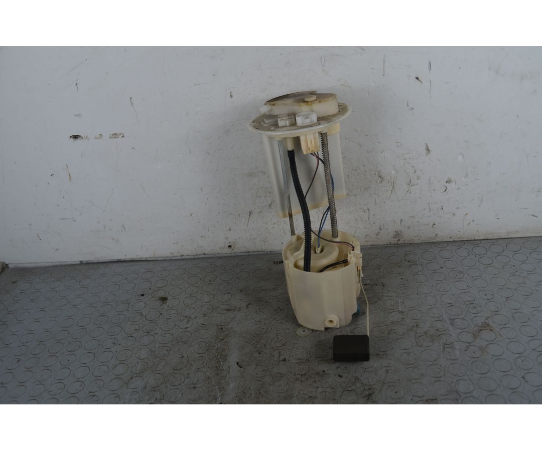 Pompa carburante Toyota Yaris Dal 2005 al 2011 Cod 77020-0D130  1746522190773