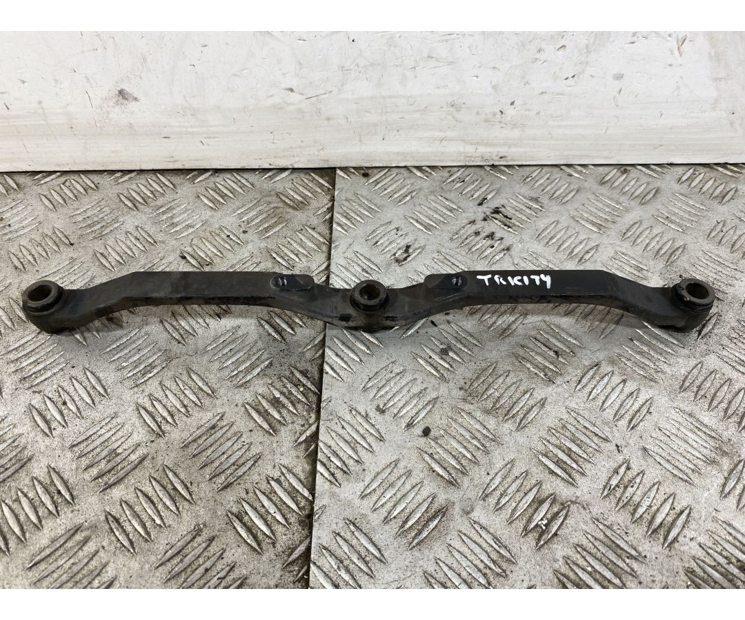 Tirante Braccio Staffa Forcella Yamaha Tricity 125 dal 2017 al 2020  1746604386353