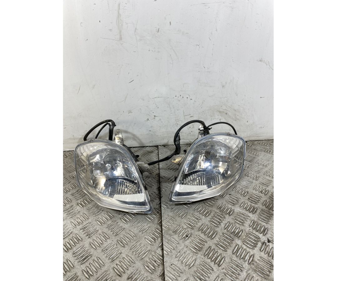 Coppia Fari Fanali Anteriori Malaguti Password 250 dal 2008 al 2011  1746612390434