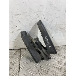 Coppia Pedane Poggiapiedi Passeggero Yamaha Tricity 125 dal 2014 al 2020  1746699699055