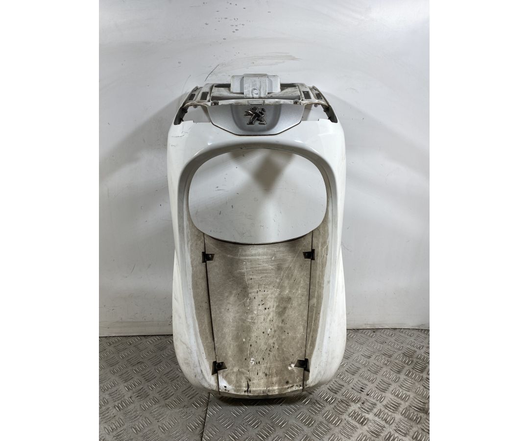 Carena Scudo Anteriore Peugeot Tweet 125 / 150 Dal 2010 al 2017  1746710145431