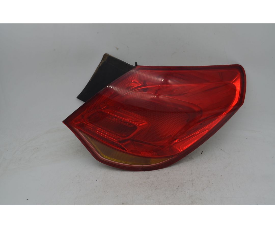 Fanale Stop Posteriore DX Opel Astra J Dal 2009 al 2018 Cod 13306454  1747122370954