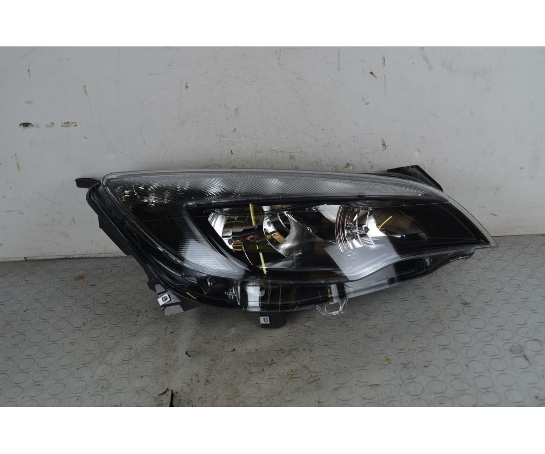 Faro Anteriore DX Opel Astra J  Dal 2009 al 2020 Cod 13297723  1747137615972