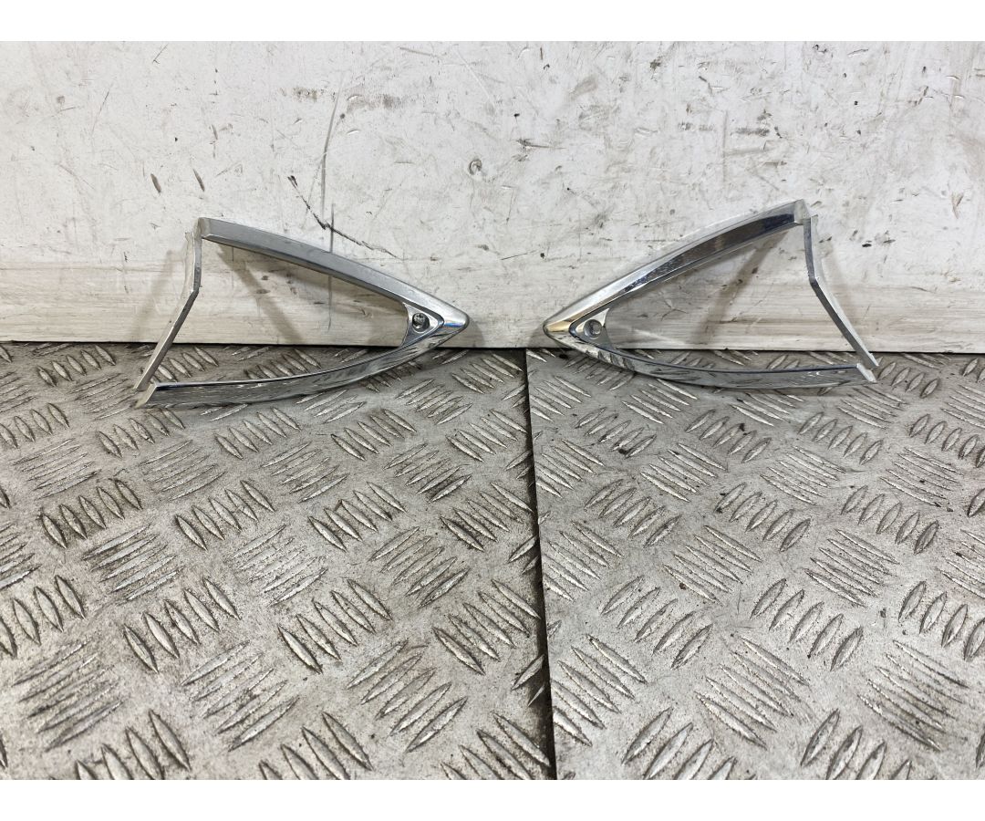 Coppia Cromature Frecce Anteriori Piaggio Liberty 150 3V dal 2013 al 2015  1747294441681
