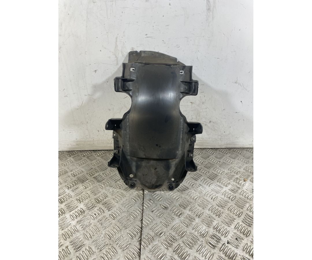 Carena Sottocodone posteriore Benelli Caffènero 125 dal 2011 al 2016  1747300397995