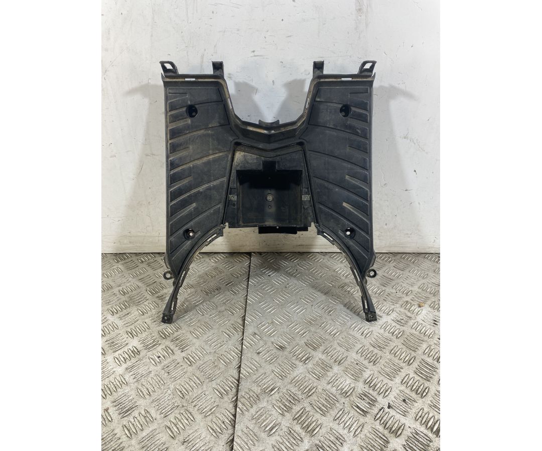 Carena pedana Poggiapiedi Benelli Caffènero 125 dal 2011 al 2016  1747301623888