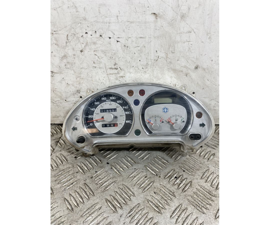 Strumentazione Contachilometri Piaggio Beverly Tourer 300 dal 2009 al 2011 KM 018552  1747382893088