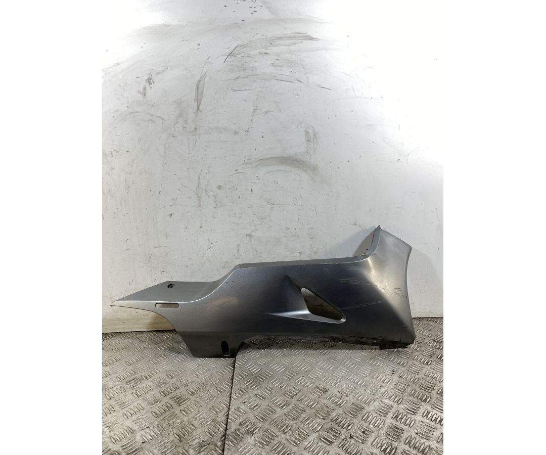 Carena Sottopedana Destro DX Honda SW-T 400 / 600 dal 2008 al 2016 N.B Vedere Bene Foto Crepato  1747659596582