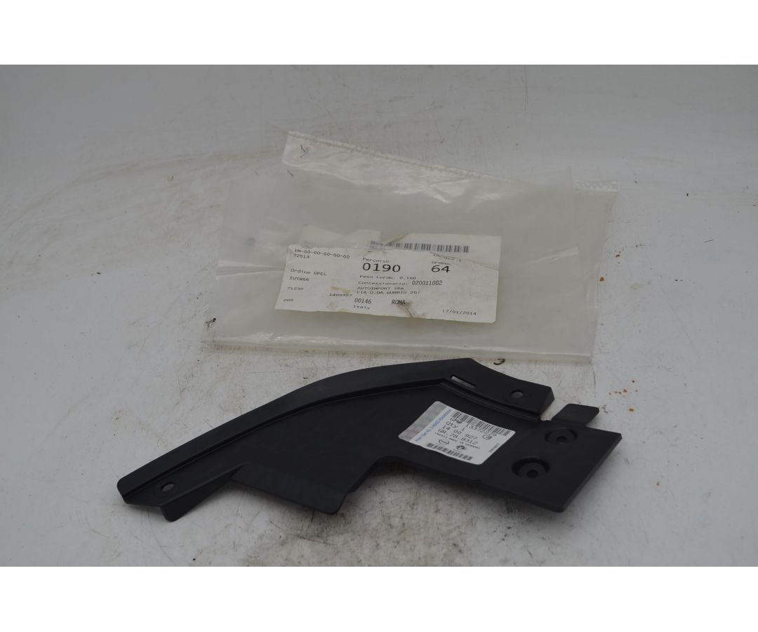 Deflettore DX Inferiore Paraurti Anteriore Opel Zafira Tourer Dal 2011 al 2019 Cod 13372279  1747725037698