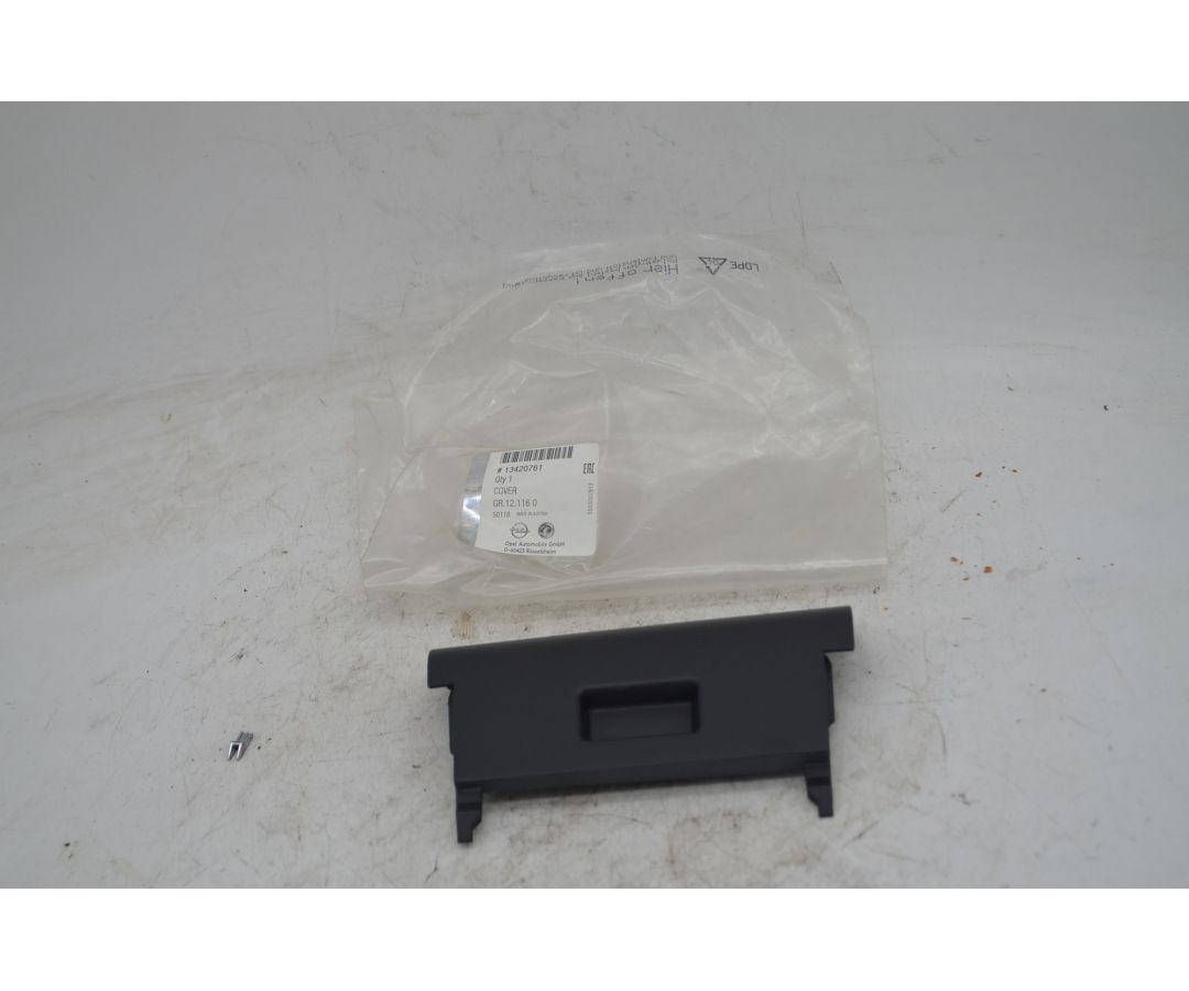 Cassetto Interno Opel Insignia A Dal 2008 al 2017 Cod 13420761  1747726654627