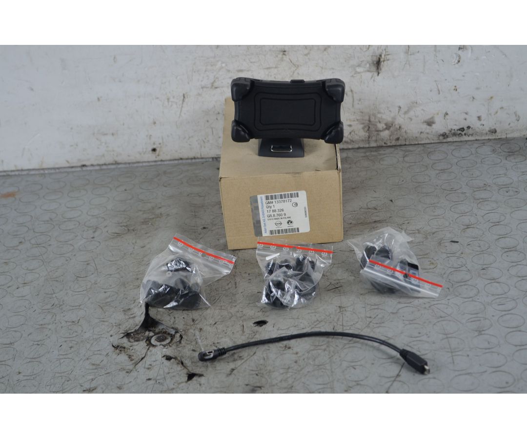 Supporto Universale Cellulare Opel Astra J Dal 2009 al 2020 Cod 13378172  1747897116818