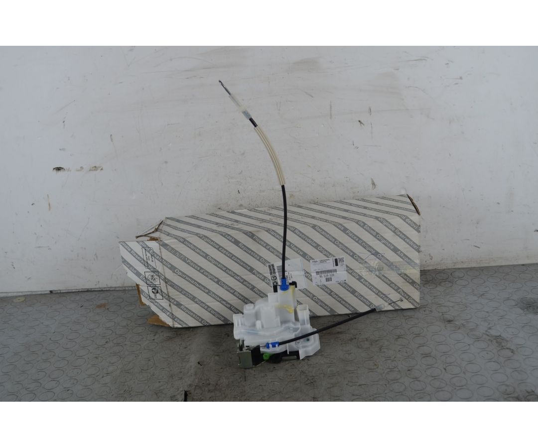 Serratura porta anteriore SX Opel Combo Dal 2012 al 2019 Cod 95519539  1747988499059