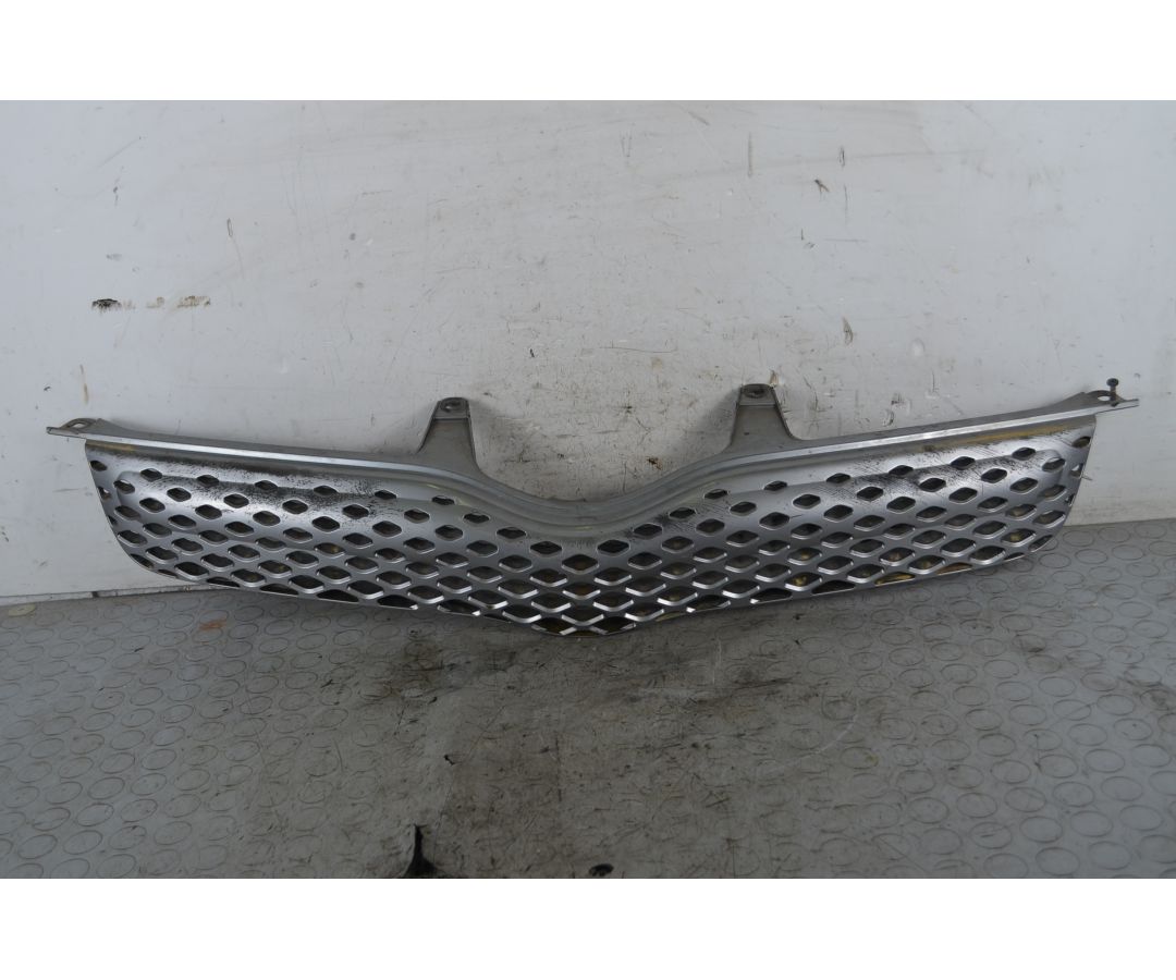 Griglia radiatore Toyota Yaris Verso Dal 2003 al 2007 Cod 53111-52240  1748339628289