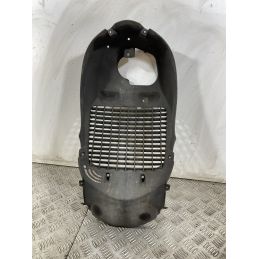 Carena Griglia Radiatore Piaggio Beverly 350 dal 2011 al 2018  1748342249600