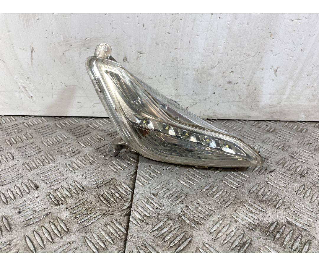 Freccia Anteriore Destra Dx Piaggio Beverly 250 dal 2001 al 2010  1748425376919