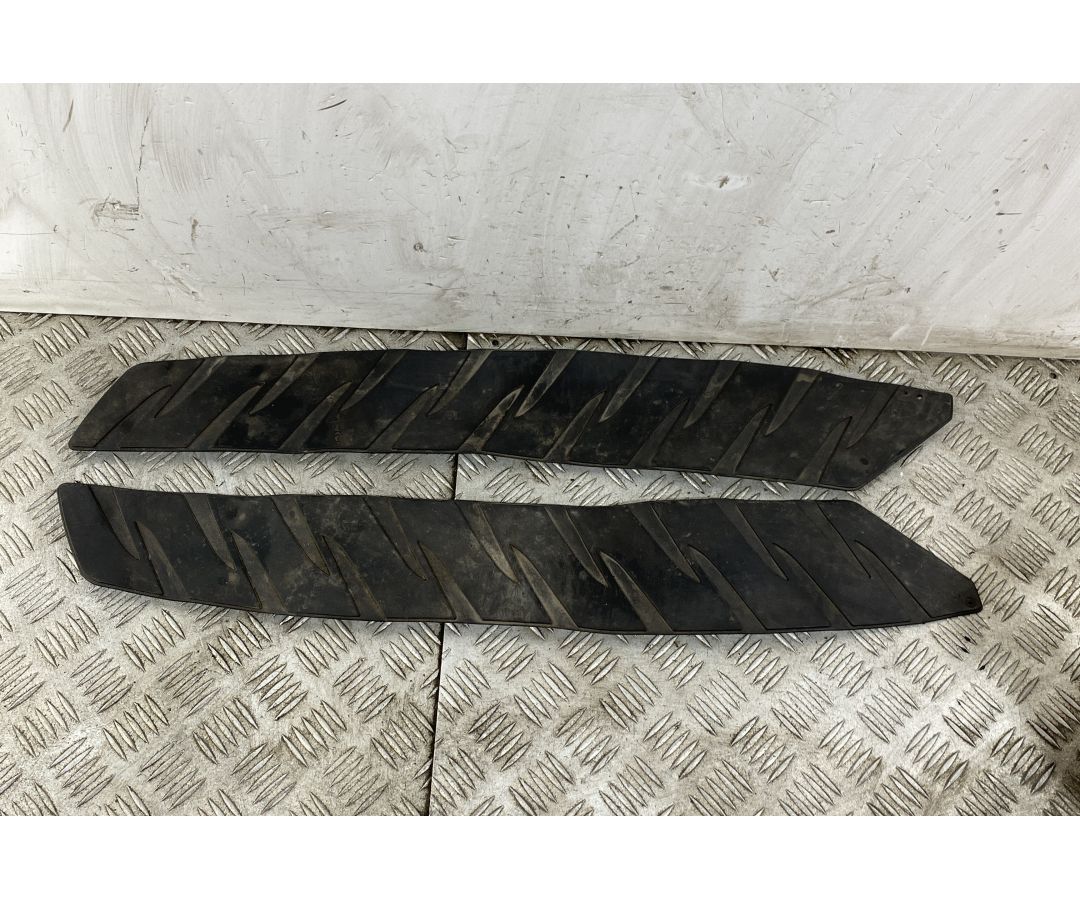 Coppia Tappetini Poggiapiedi Honda Silver Wing 400 Dal 2001 al 2009  1748525934804