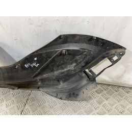 Carena Pedana poggiapiedi Destra Dx Piaggio Beverly 350 dal 2011 al 2018  1748526996412