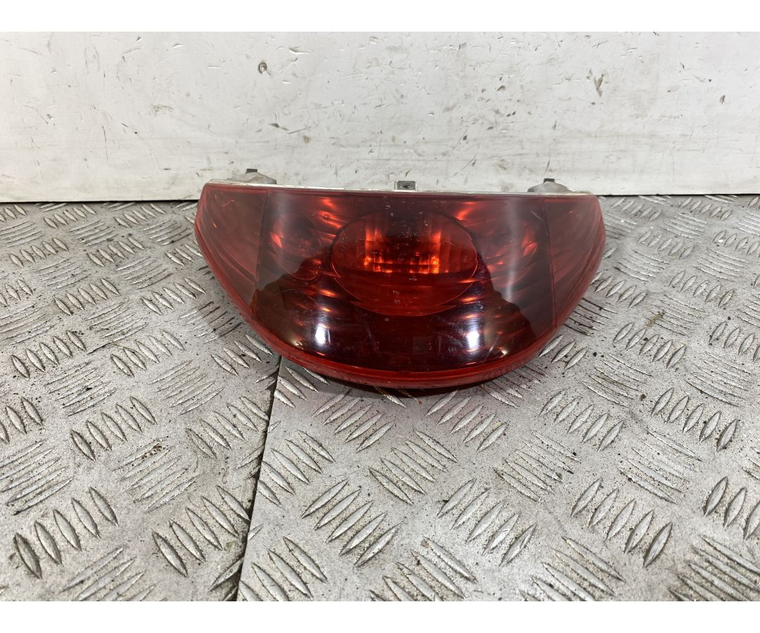 Fanale Stop Posteriore Piaggio Beverly 250 dal 2001 al 2010  1748954337412