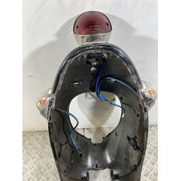 Carena Codone Posteriore Con Frecce E Stop Kymco People 50 Dal 1999 al 2005  1749032919810