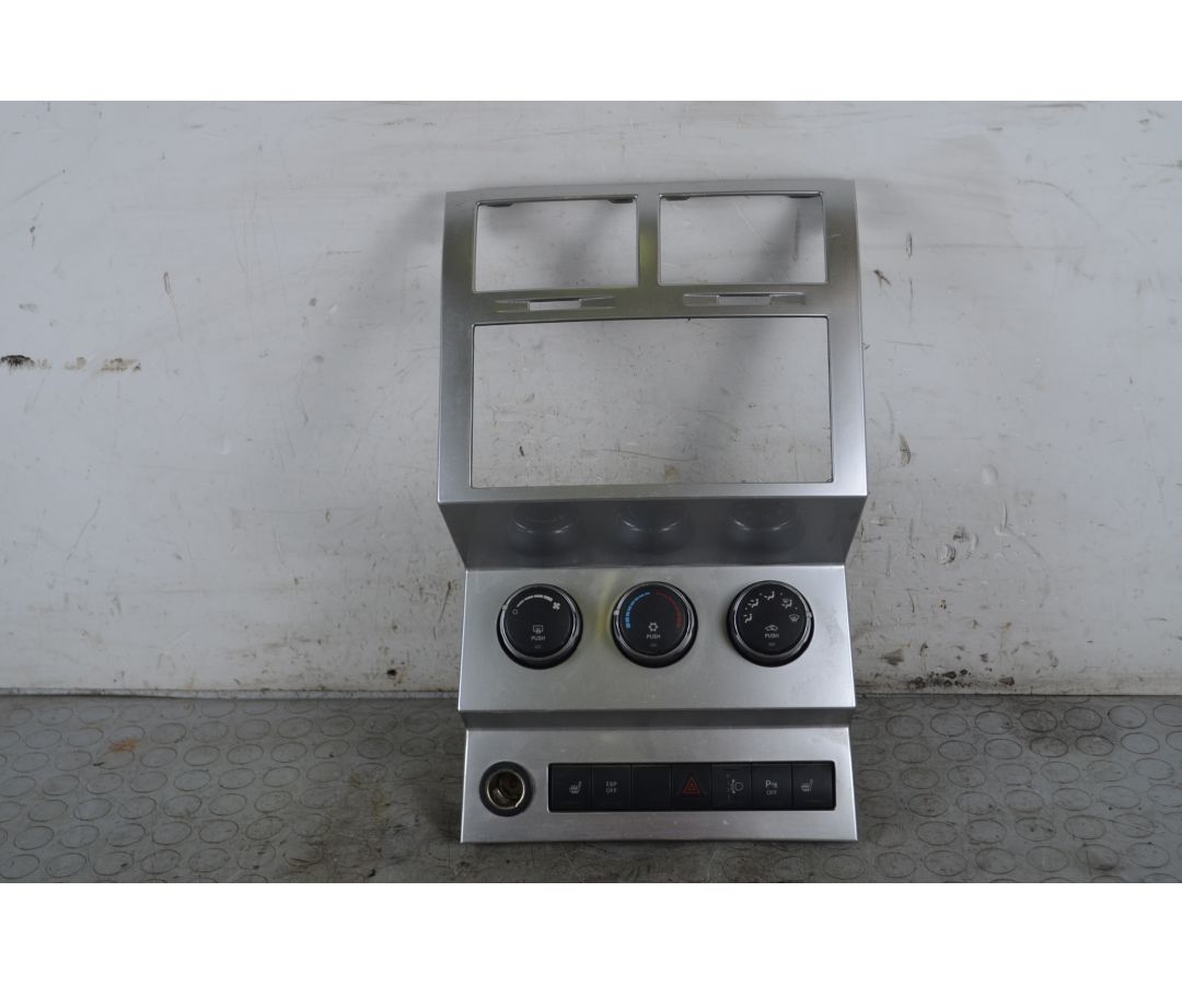 Controllo Comando Clima + Pulsantiera Quattro Frecce Dodge Nitro Dal 2006 al 2011 Cod P04602565AF  1749115103501