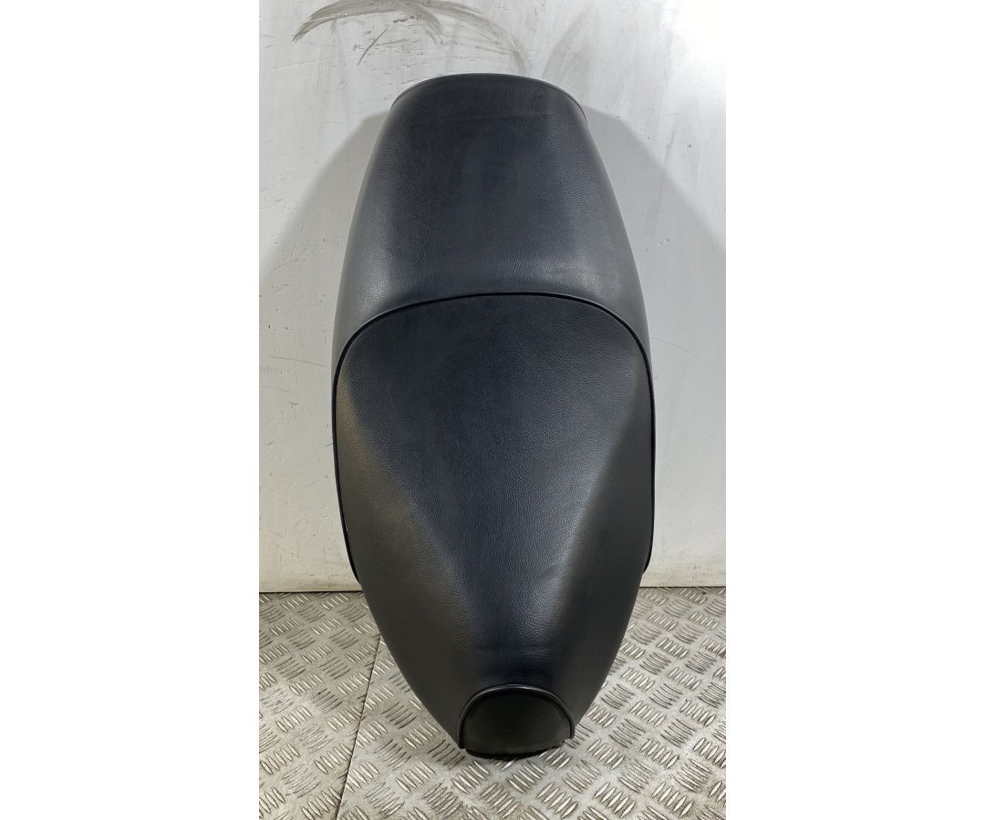 Sella Aprilia Sportcity 125 / 200 / 250 / 300 Carburatore dal 2004 al 2008  1749217834624