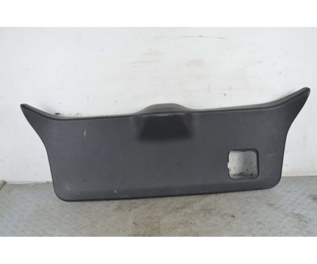 Rivestimento Portellone Posteriore Opel Karl Dal 2015 al 2019 Cod 95395527  1749218873844