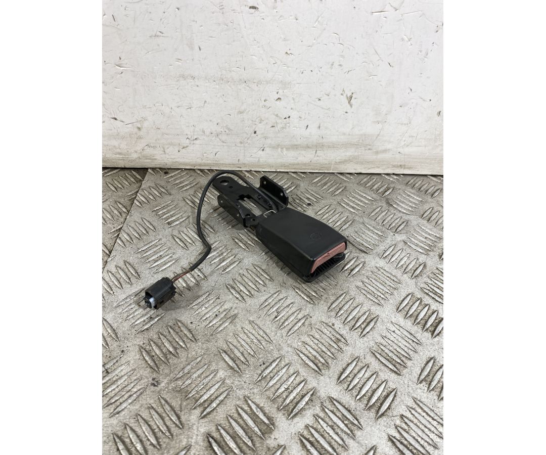 Aggancio Attacco Cintura Di Sicurezza BMW C1 200 dal 2000 al 2004  1749550735220