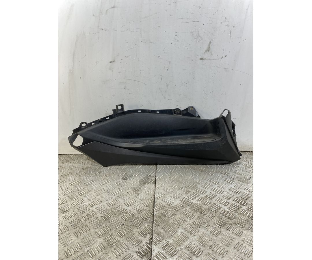 Carena Pedana Poggiapiedi Destro DX Yamaha Xmax X-max 300 dal 2017 al 2020  1749632421881