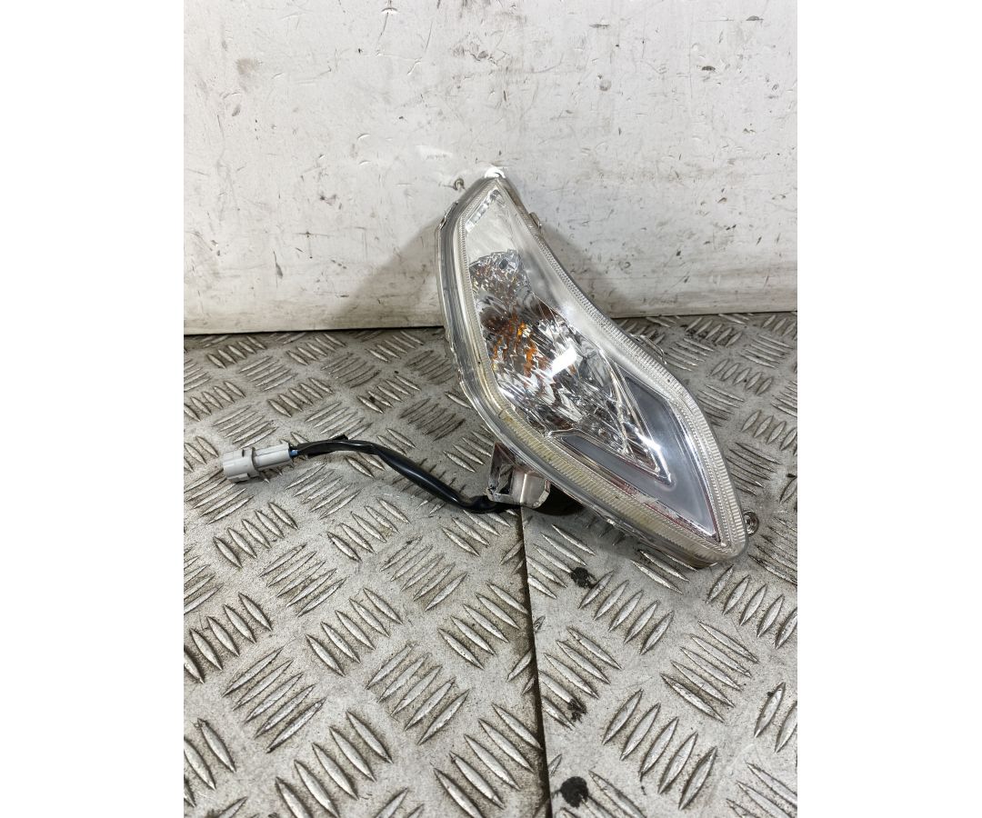 Freccia Anteriore Destra Dx Piaggio Medley 125 Del 2020  1749827899341